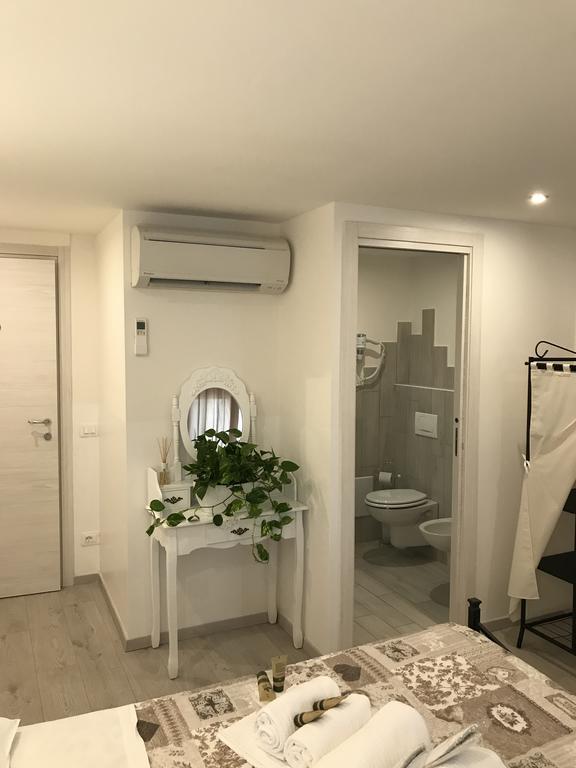 Veronetta Suites Verona Exterior photo